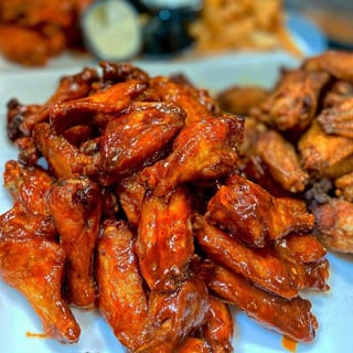 Late Nite Wings